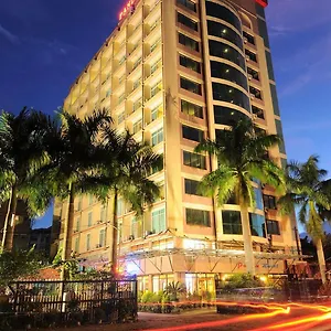 Hotel Panda, Rangoon