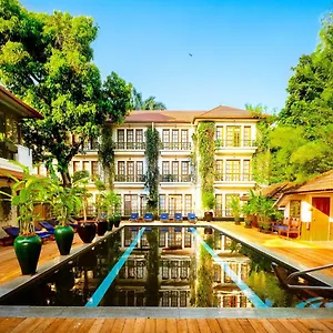 Hotel Savoy, Rangoon